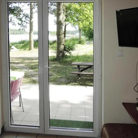 House In At The With Parking Space For 4 Persons Szczecin