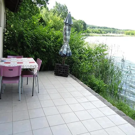 House In At The With Parking Space For 4 Persons * Szczecin