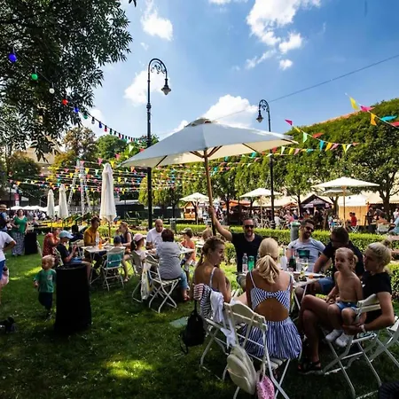 House In At The With Parking Space For 4 Persons * Estetino