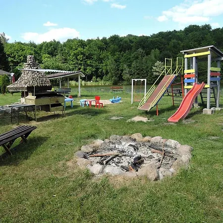 House In At The With Parking Space For 4 Persons Casa de Férias