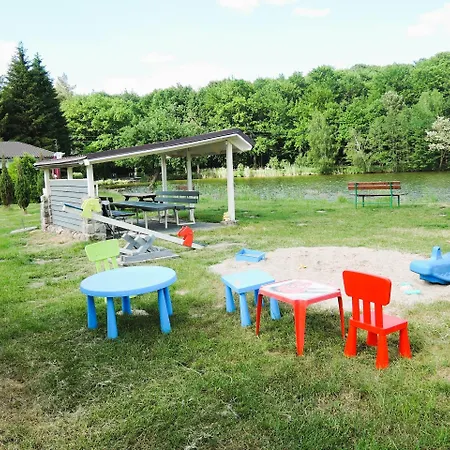 House In At The With Parking Space For 4 Persons Hébergement de vacances
