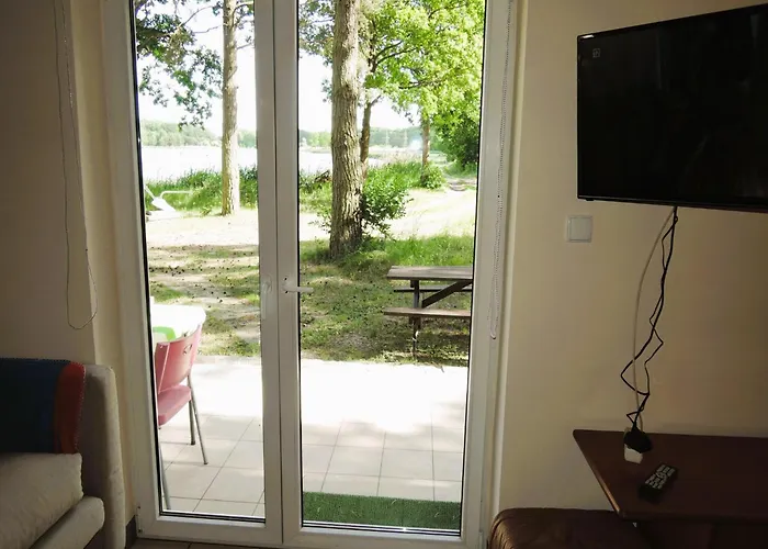 House In At The With Parking Space For 4 Persons Vakantiehuis Szczecin