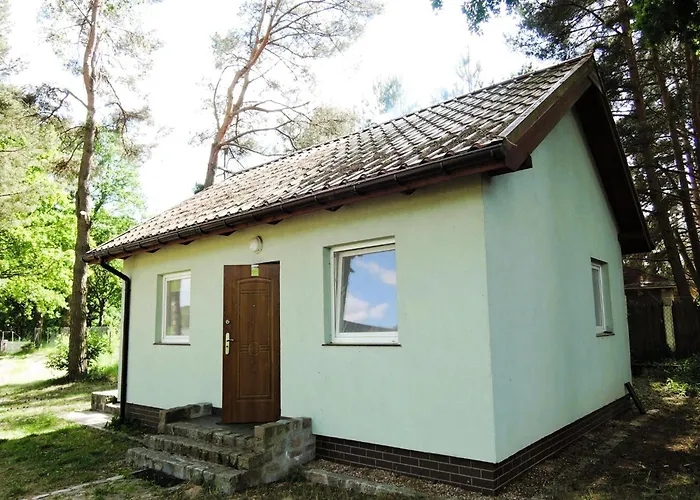 House In At The With Parking Space For 4 Persons シュチェチン