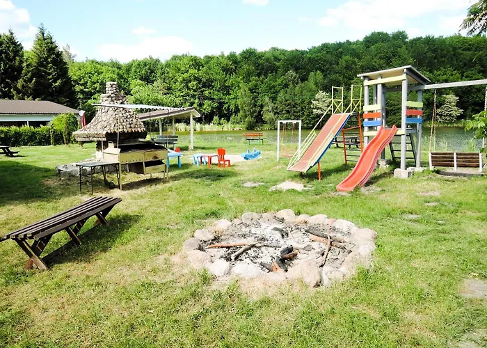 House In At The With Parking Space For 4 Persons * シュチェチン